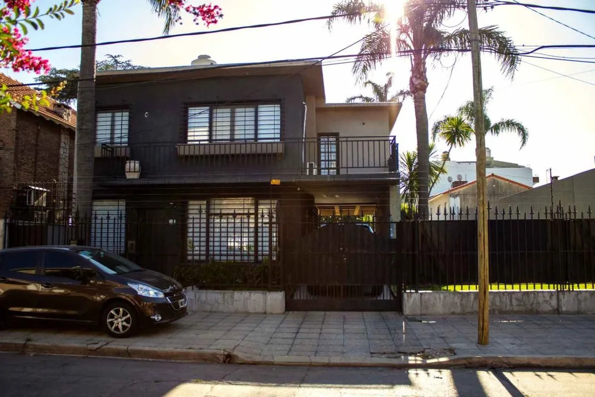 Casa en Laprida 300