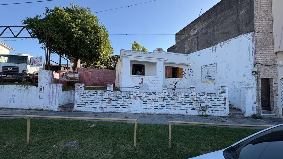 Casa en Avenida Almafuerte 800
