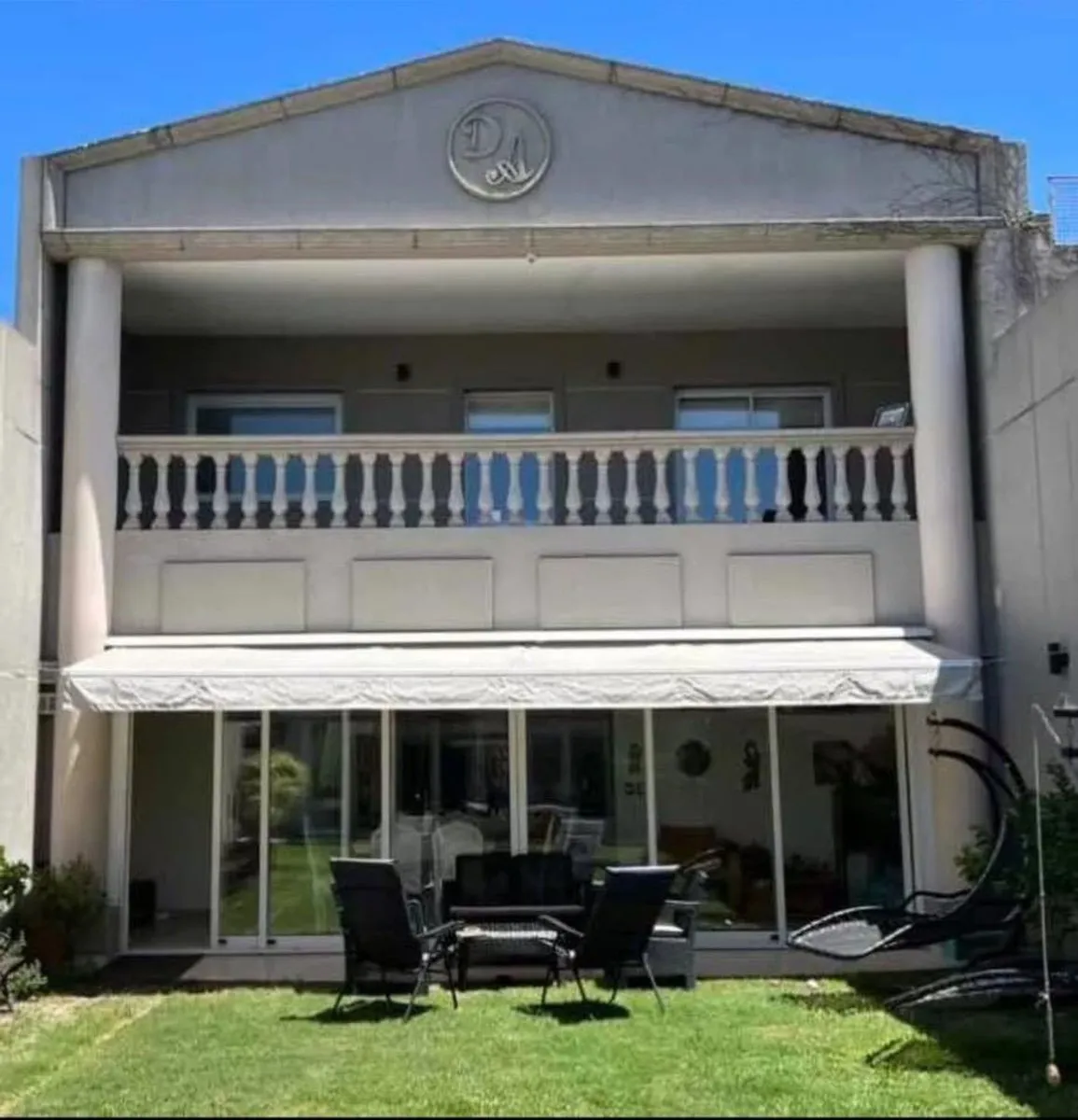 Casa en Teniente Coronel Luis María Campos 2300