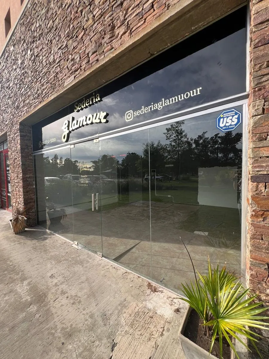 Local Comercial en Rua Caamaño 600