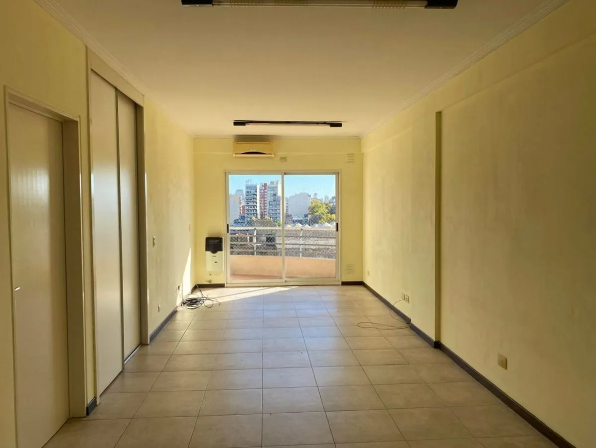 Departamento en Avenida Pavón 3700
