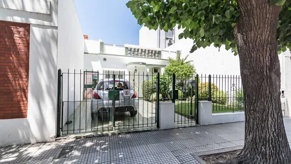 Casa en Morón 3700
