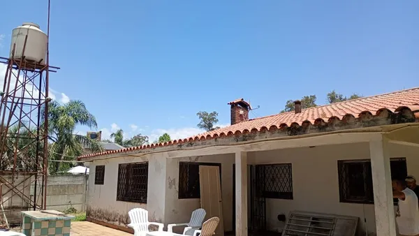 Casa en 25 de Mayo 300