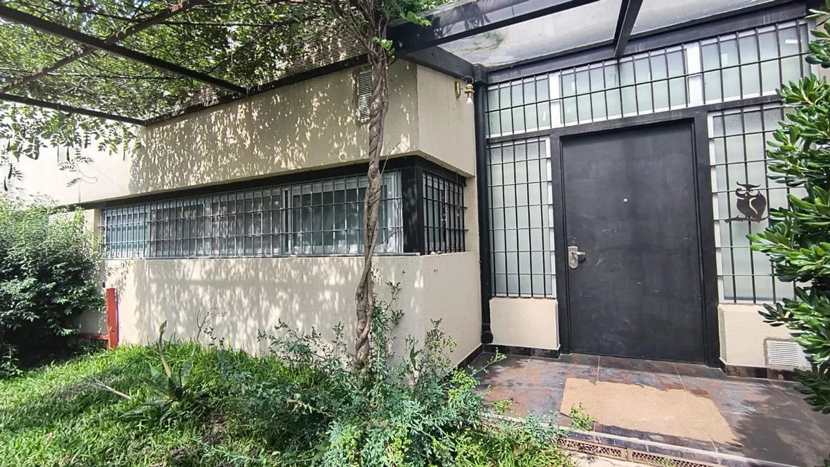 Casa en Canales 900