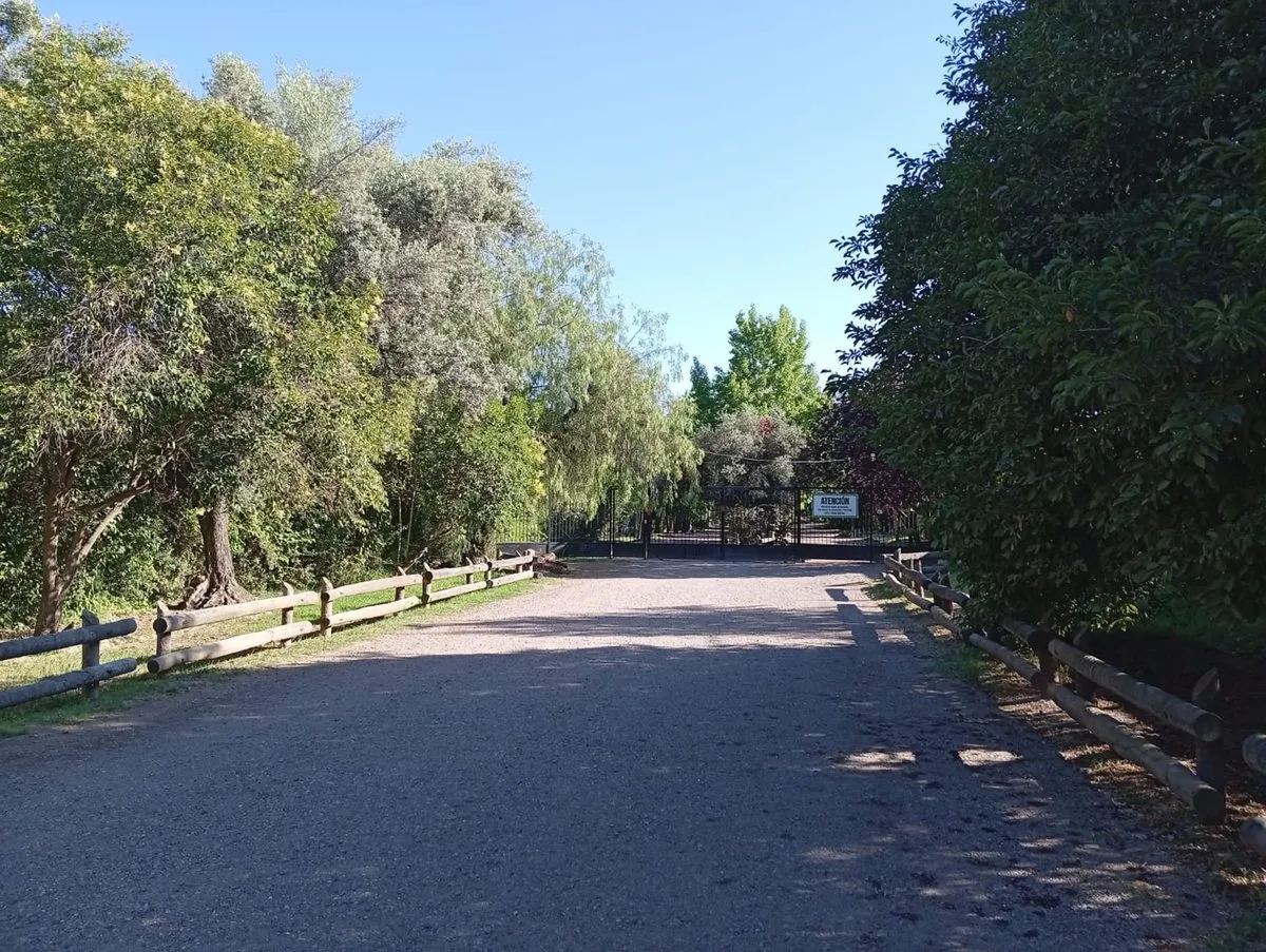 Lote en Paraiso 2800