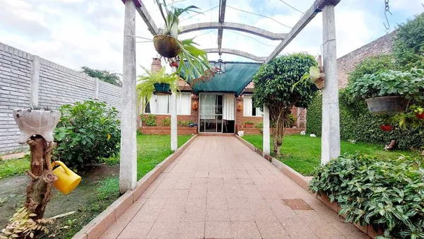 Casa en Crisólogo Larralde 5500