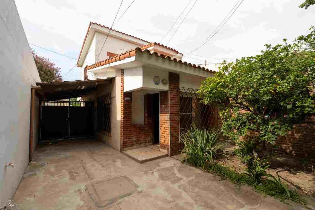 Casa en Jacarandá 7700