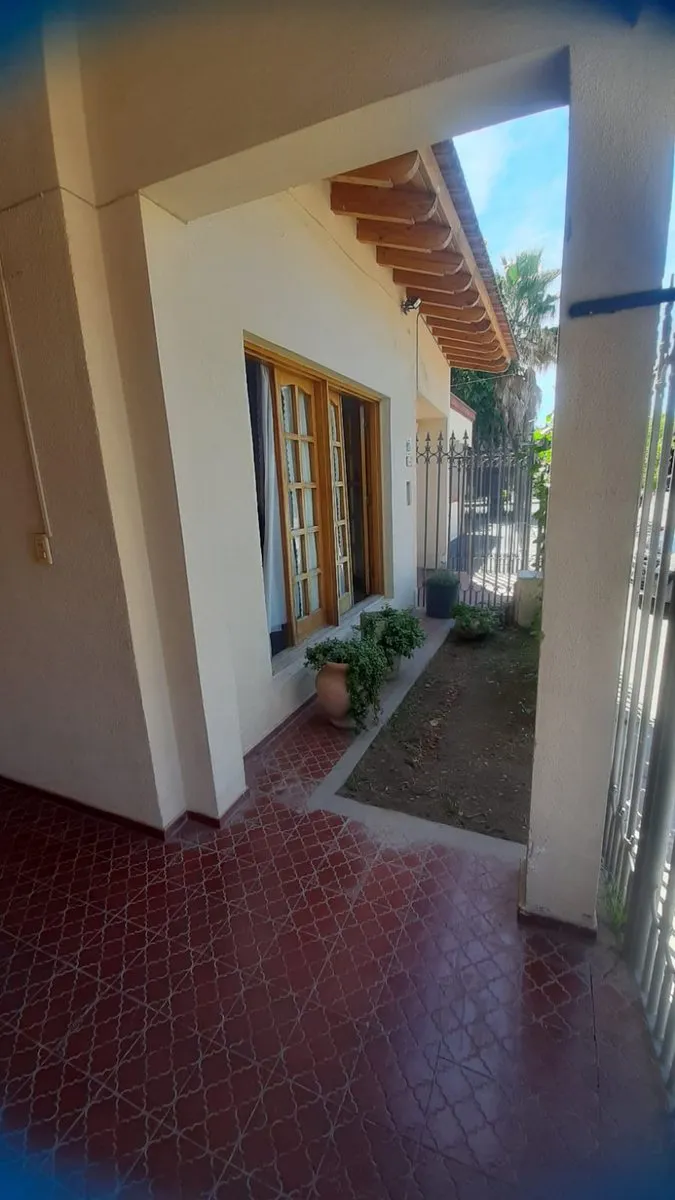Casa en 17 de Agosto 900