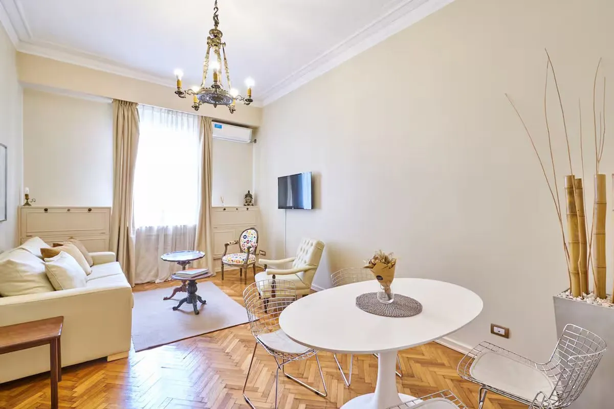 Departamento en Avenida Alvear 1800