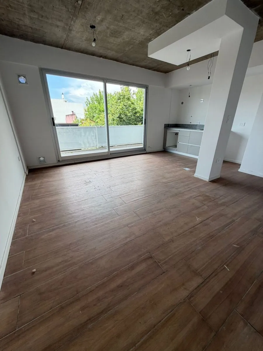 Departamento en Lugones 3600