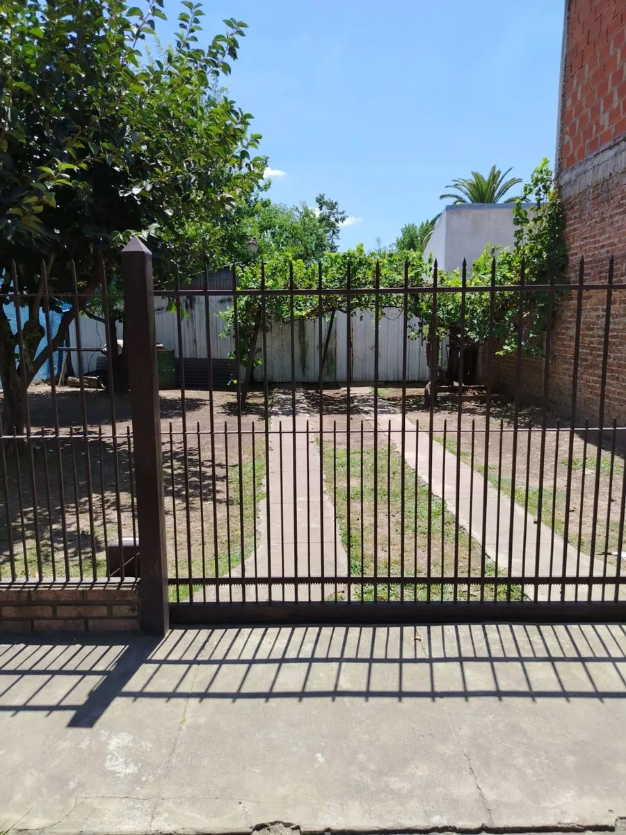 Lote en Victoria 1300