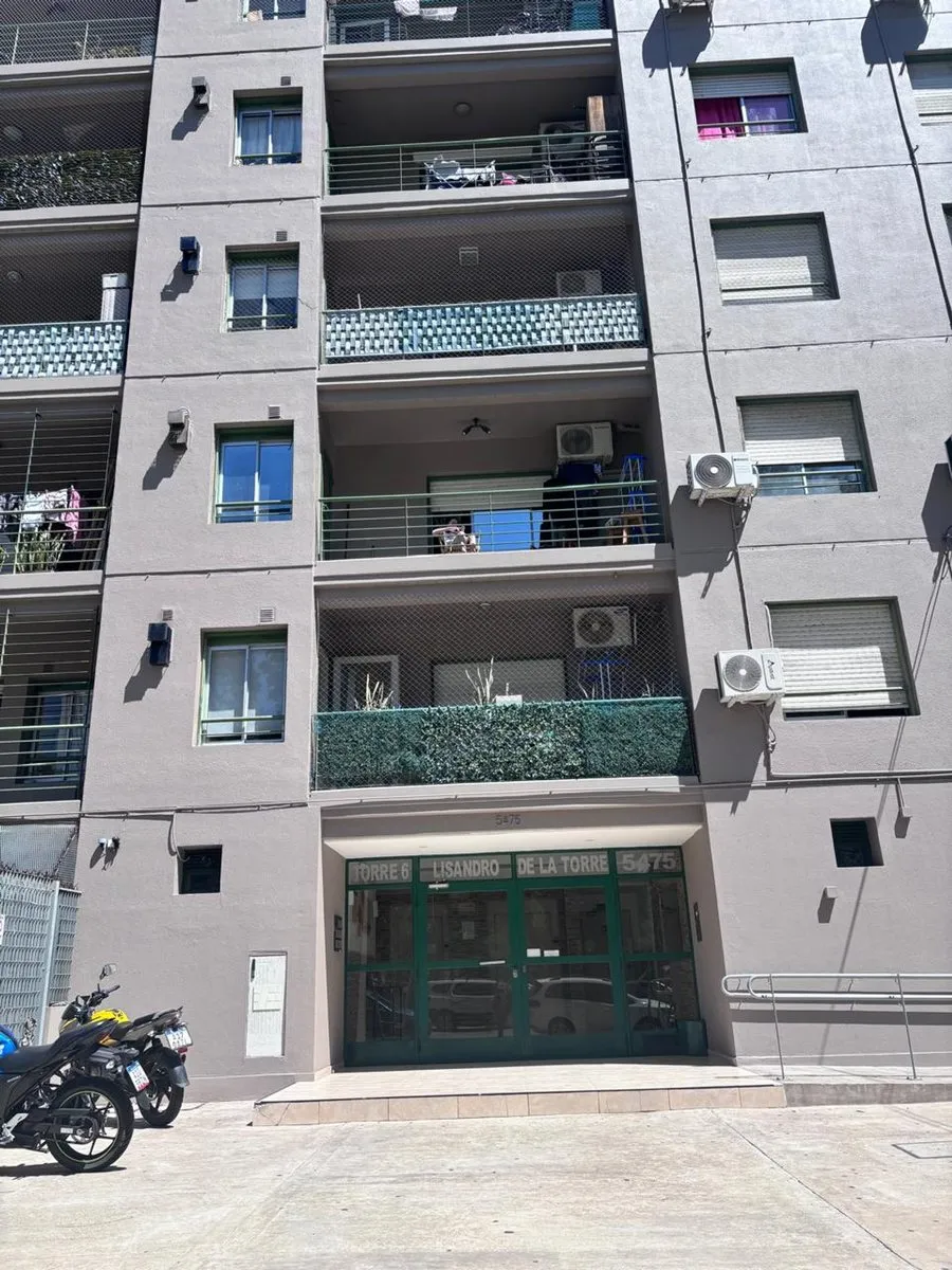 Departamento en Avenida Lisandro de la Torre 5400
