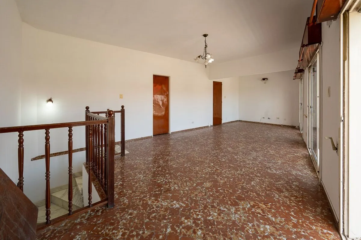 Casa en Avenida Uriburu 2800