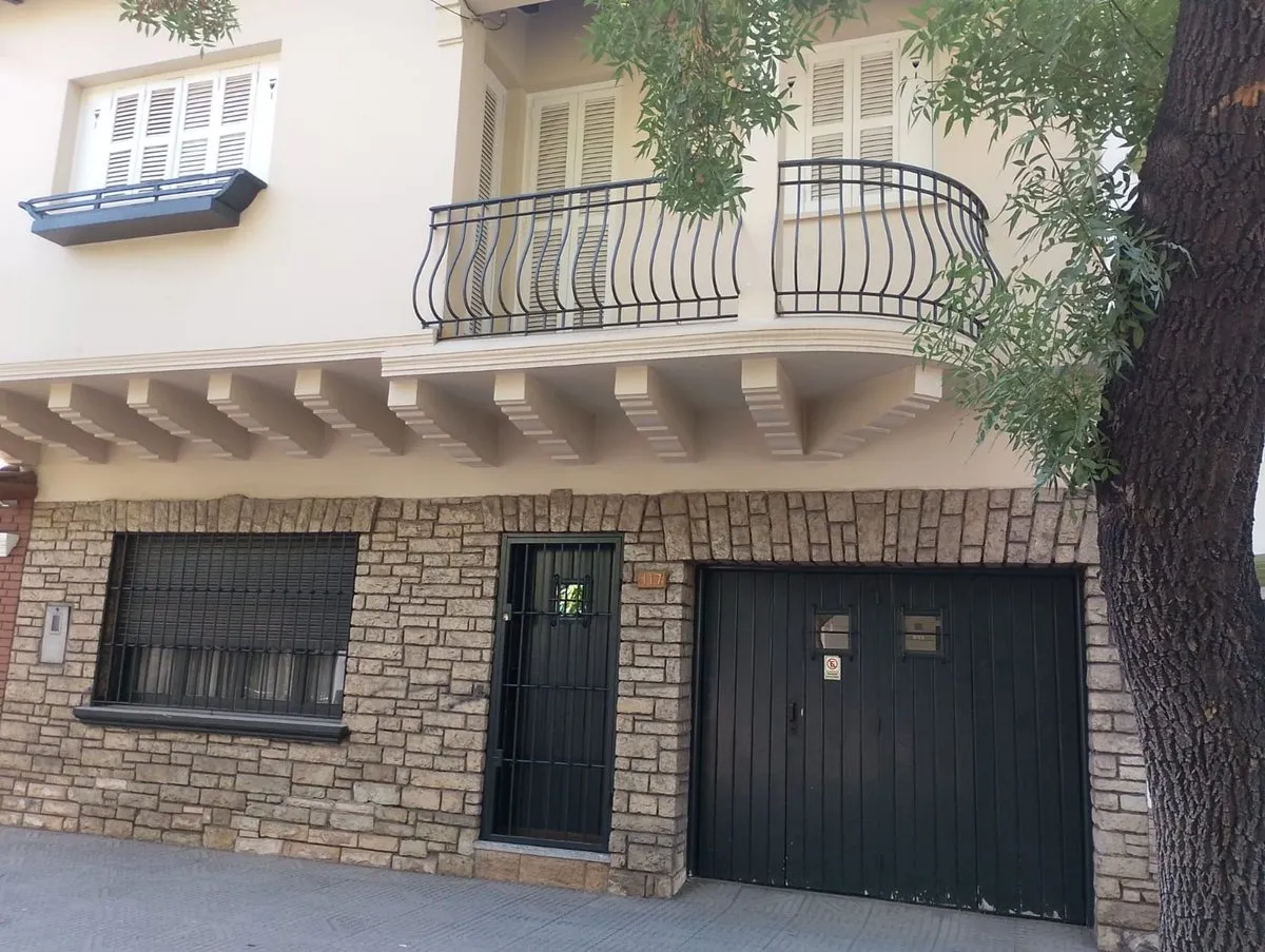 Casa en Paso de los Andes 100