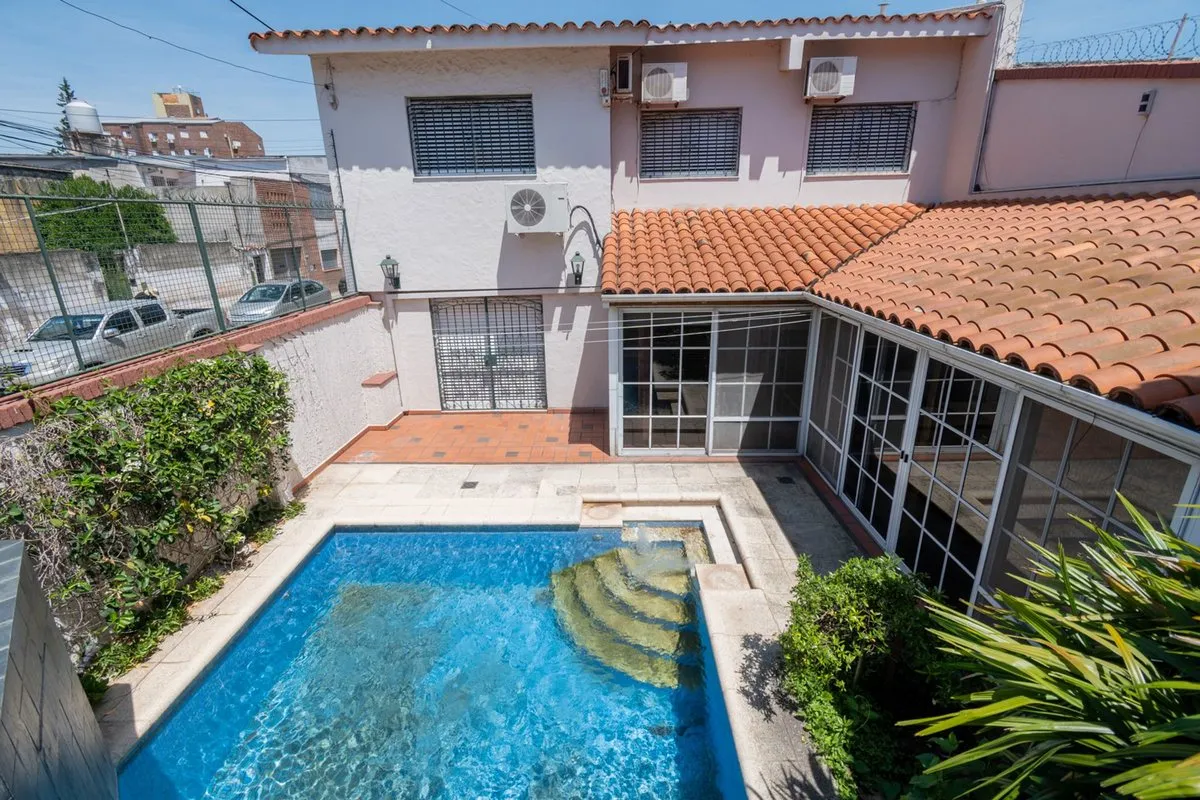Casa en Pasaje Leiva 3600