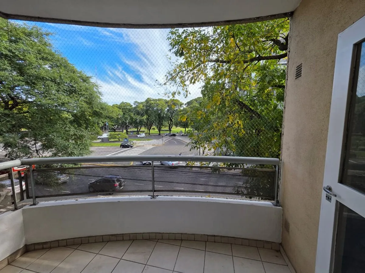 Departamento en Avenida Forest 300