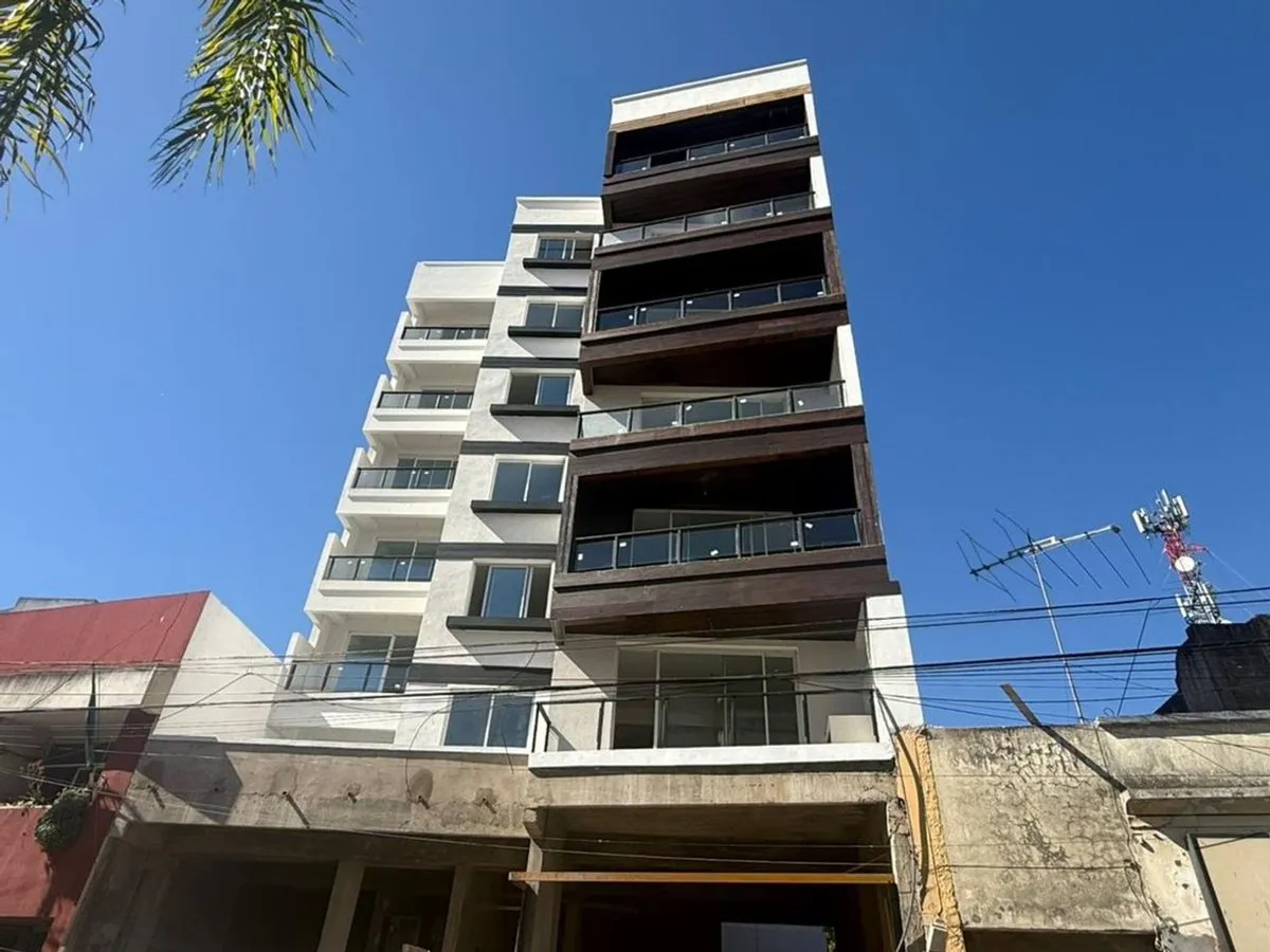 Departamento en Avenida Cazón 1000