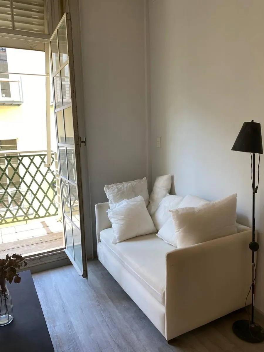 Departamento en Avenida Hipólito Yrigoyen 2400