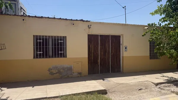 Casa en Leopoldo Lugones Sur 900