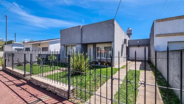 Casa en Coronel Domingo Soriano Arévalo 800