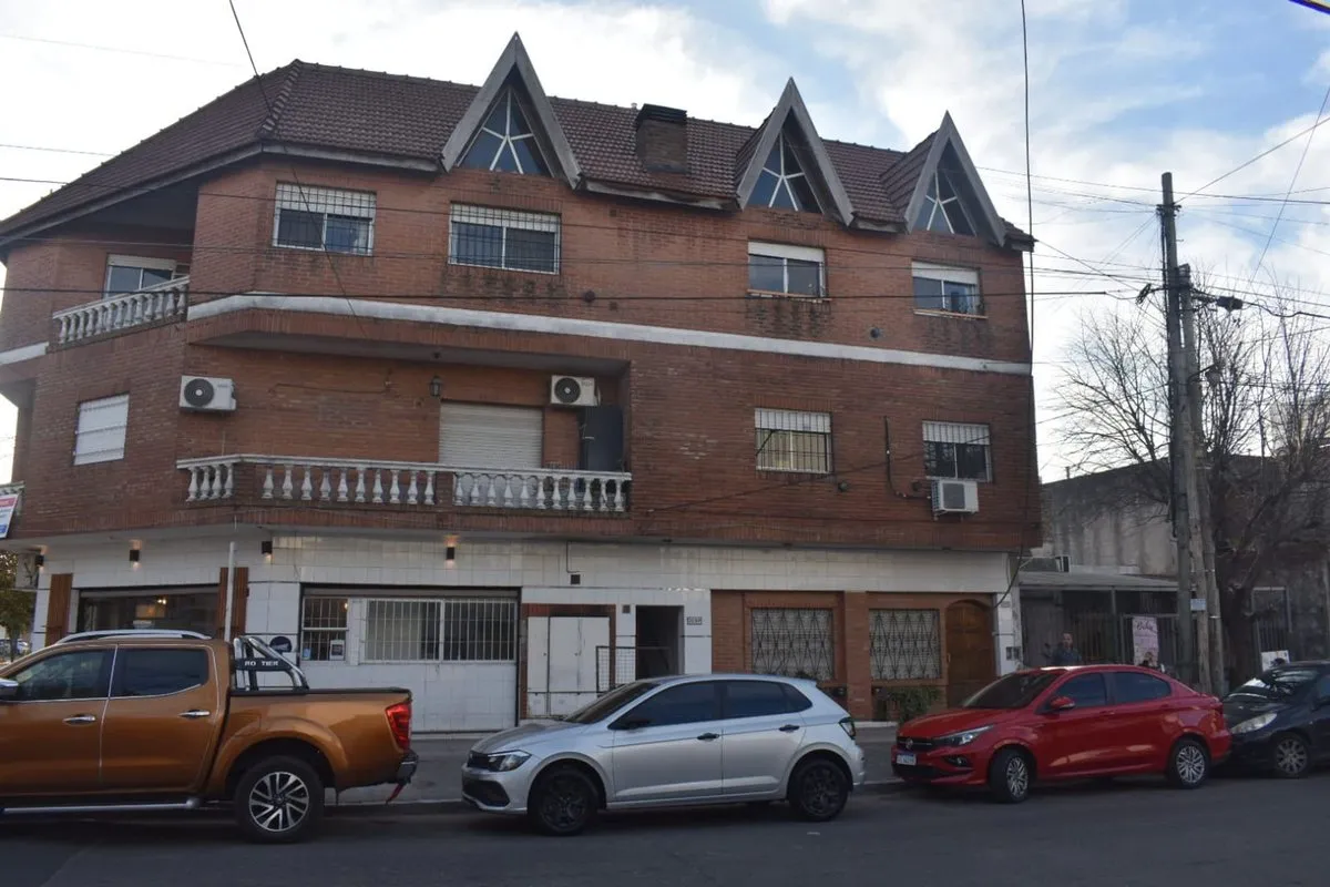 Departamento en Guido Spano 2000