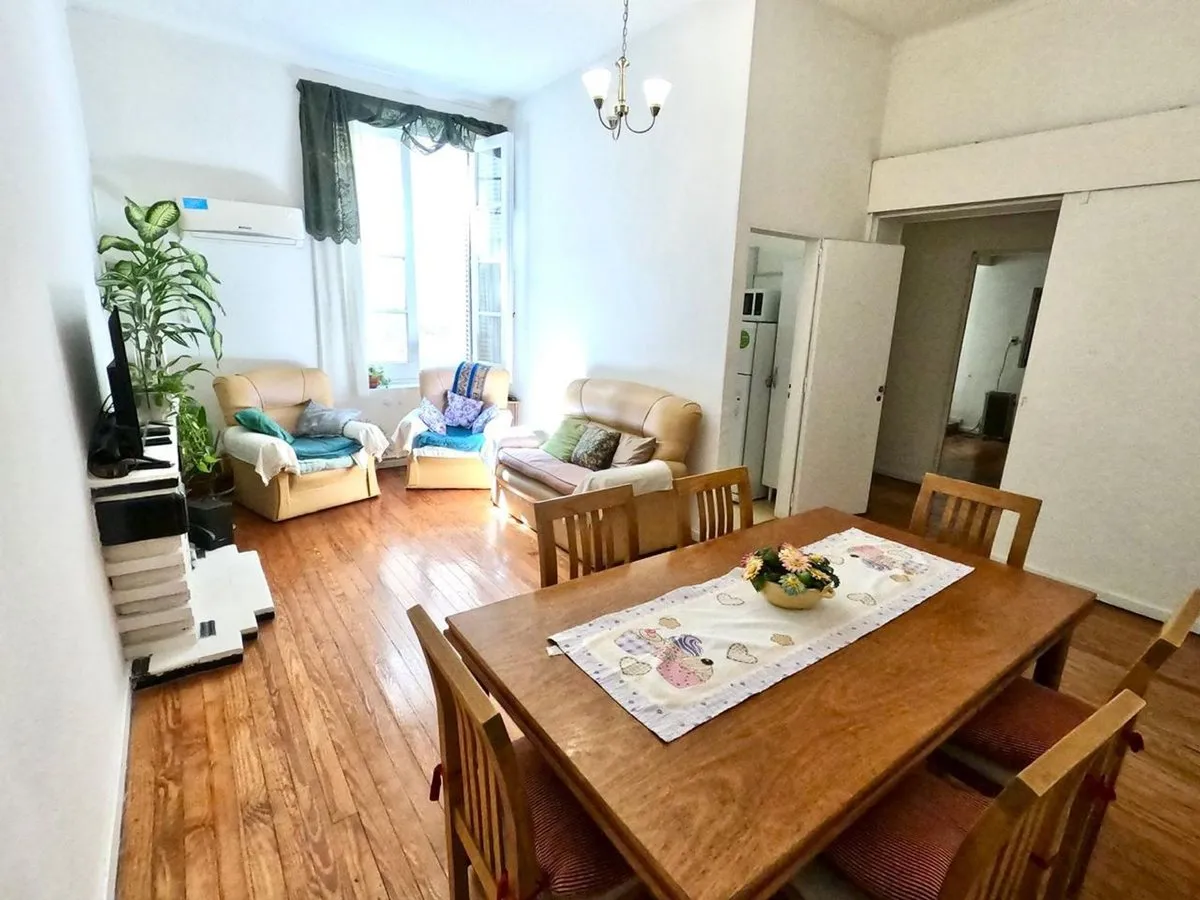 Departamento en Rivadavia 2100