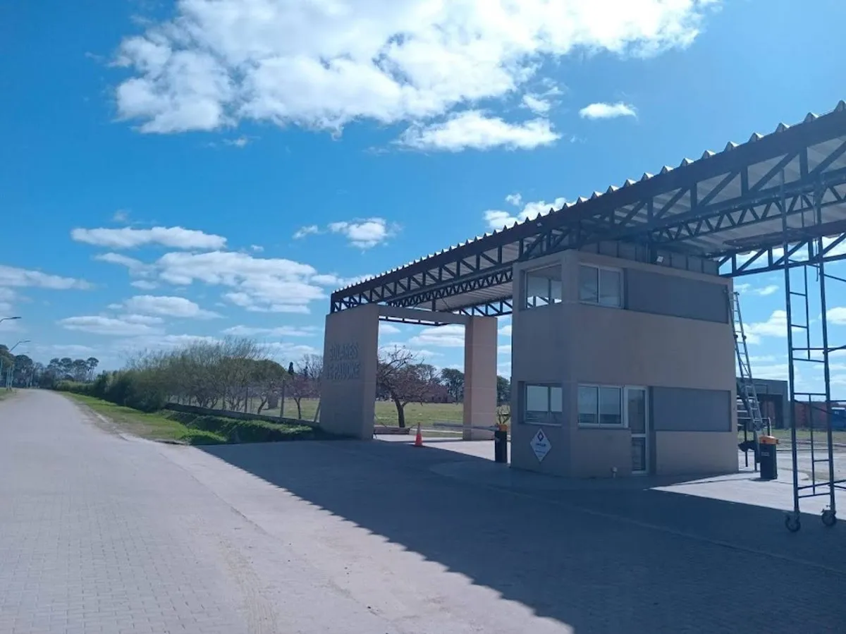 Lote en Autopista Rosario - Santa Fe 0