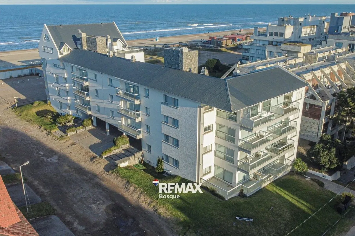 Departamento en Fragata 25 de Mayo Pinamar 0