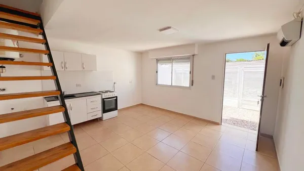 Departamento en Rivadavia 1600