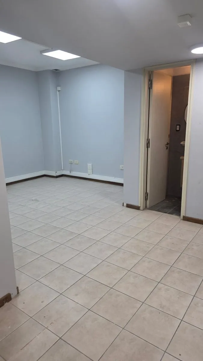 Departamento en Avenida Pedro Molina 100