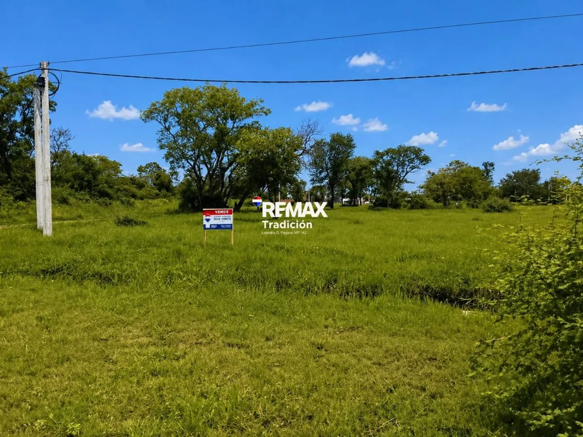 Lote en Juan Manuel de Rosas 2400