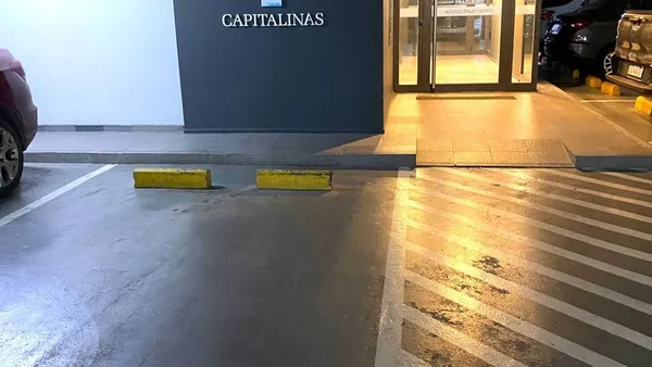 Cochera en Mariano Fragueiro 500