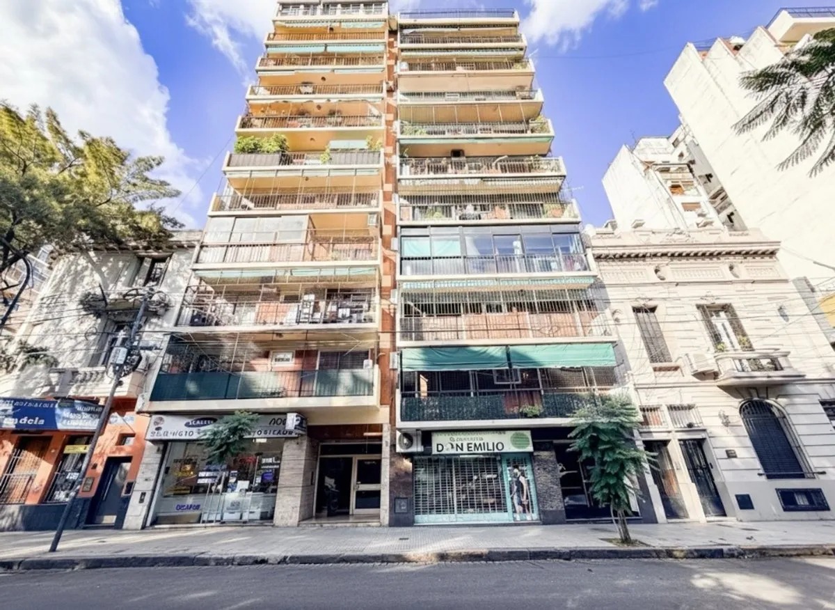 Departamento en Emilio Mitre 900