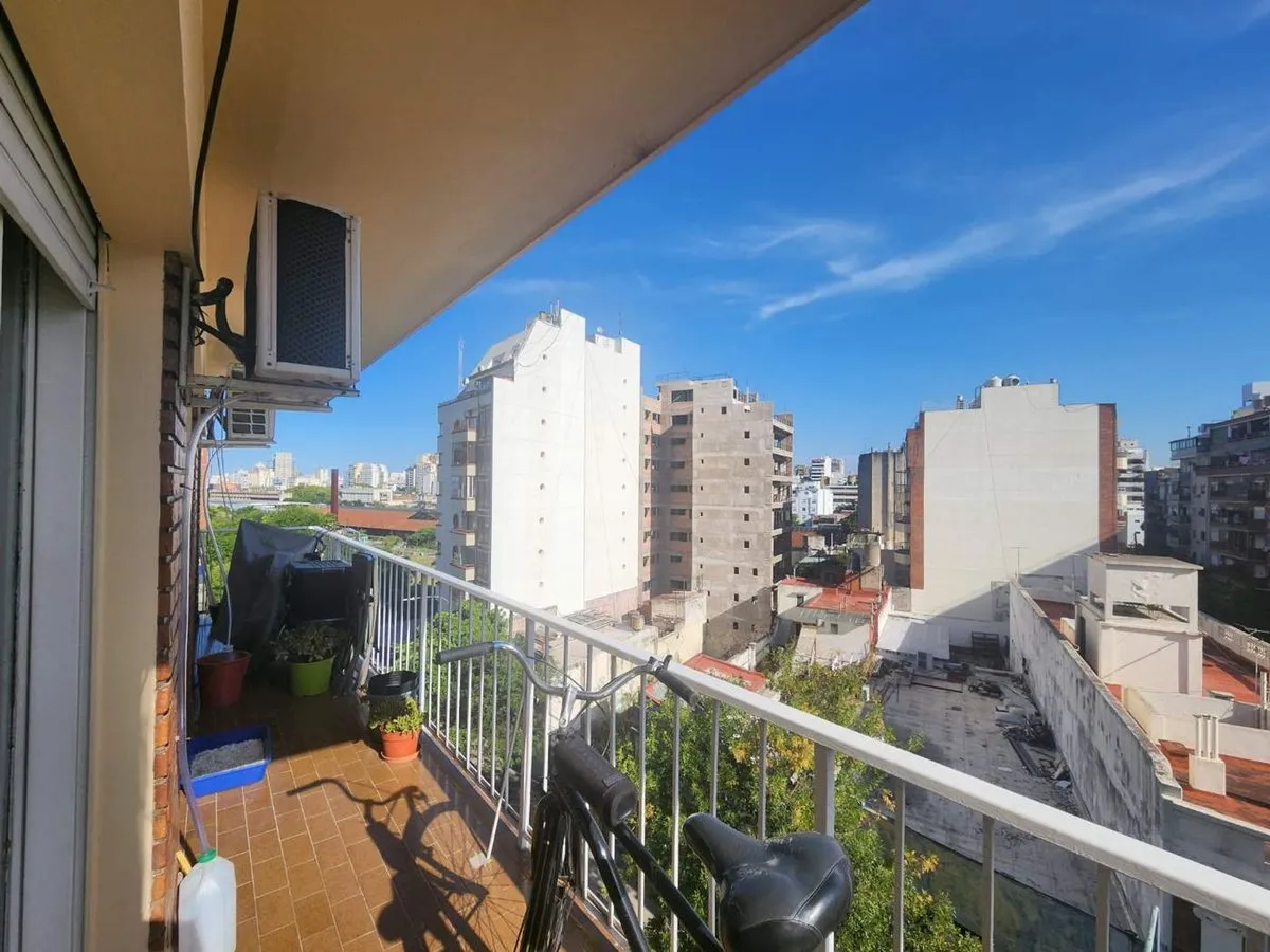 Departamento en Tte. Juan Domingo Peron 3300