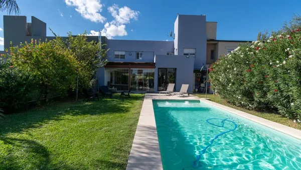 Casa en Avenida de Las Libertades 1300