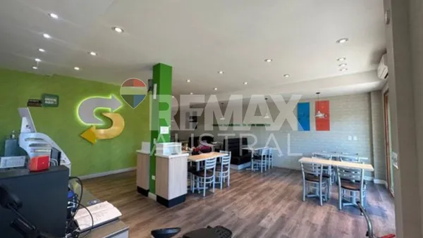 Local Comercial en Avenida Capitán Fragata Moyano 1300