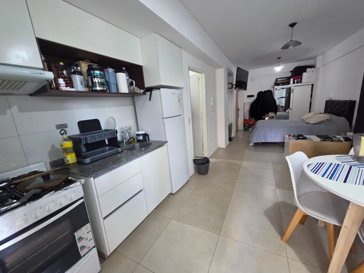 Departamento en Avenida Belgrano 3600