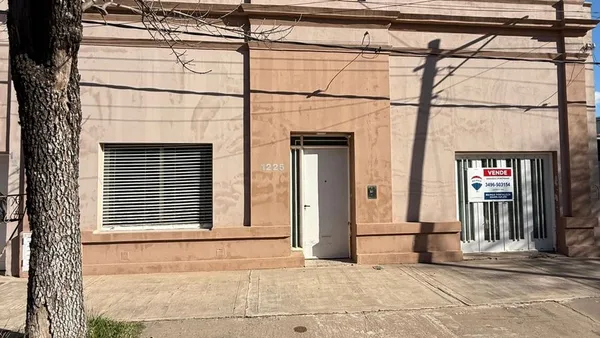 Casa en Laprida 1200