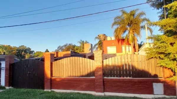 Casa en Pasaje Rumania - Altos del Sauce 5600
