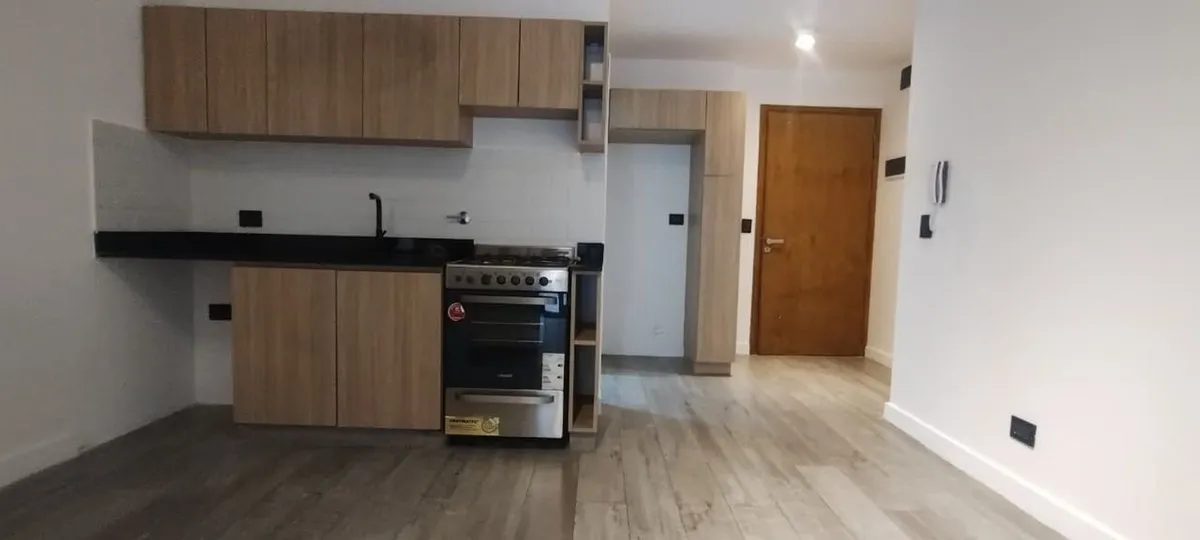 Departamento en Simbrón 4500