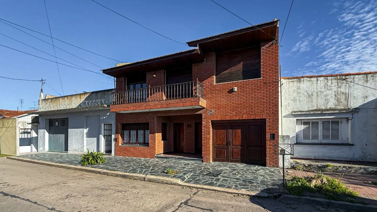 Casa en Teodoro Bronzini 2400