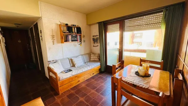 Departamento en Avenida 1 1900