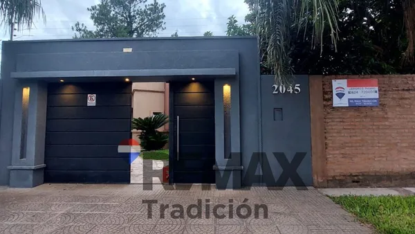 Casa en Roger Balet 2000