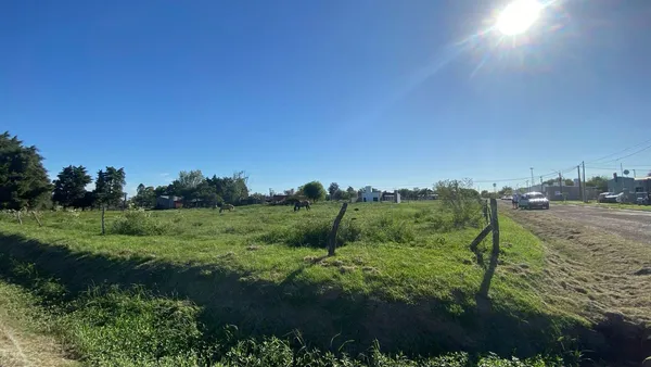 Lote en Bernard y Tucumán 900