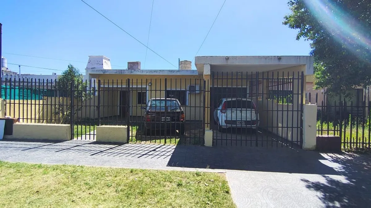 Casa en Suárez Mejía 800