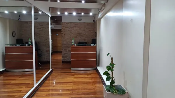 Oficina en Avenida Callao 400