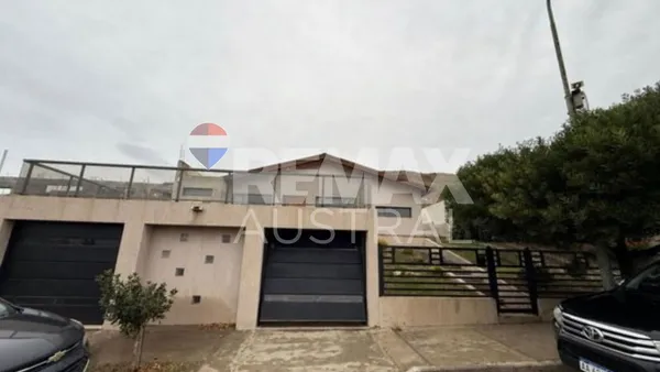 Casa en El Maiten 100