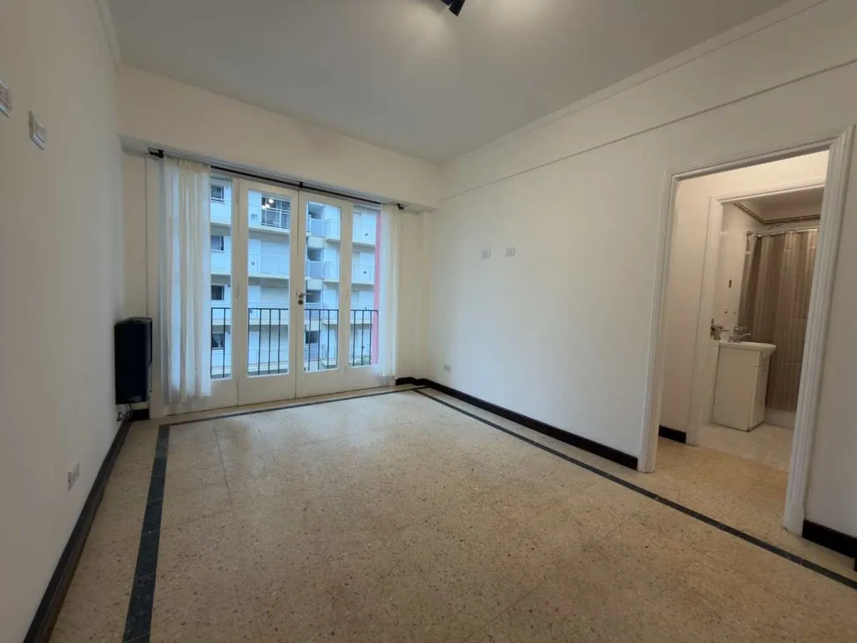 Departamento en Entre Ríos 2100
