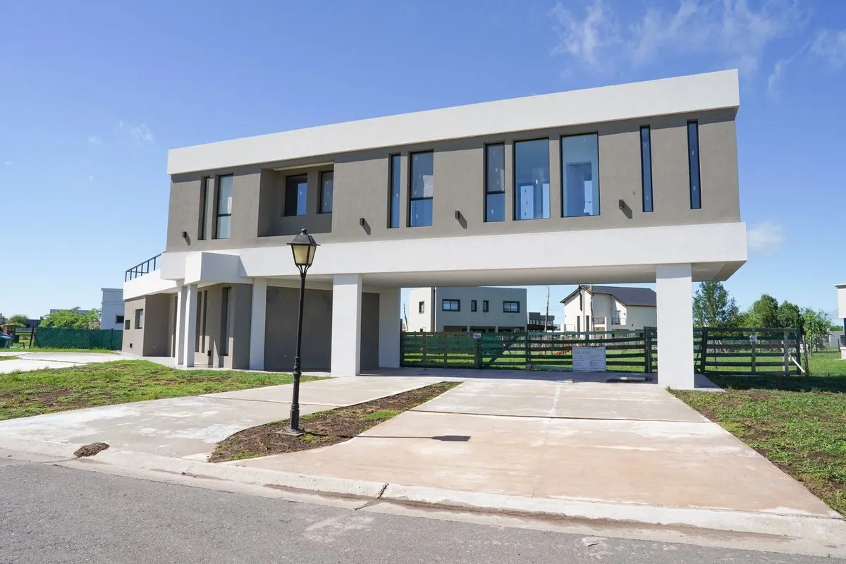Casa en Boote 100