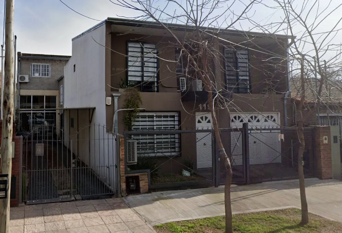P H en General Bartolome Mitre 100